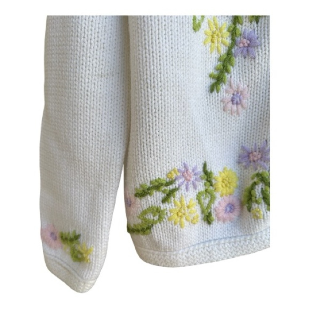 Vintage White Floral Embroidered Knit Cardigan Cottagecore Sweater M - Picture 7 of 10
